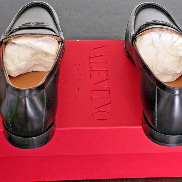 $980 MSRP- Authentic Valentino Garavani 5Y2S0I03VNM Vlogo Loafers- US 12/EU 45 main image 11